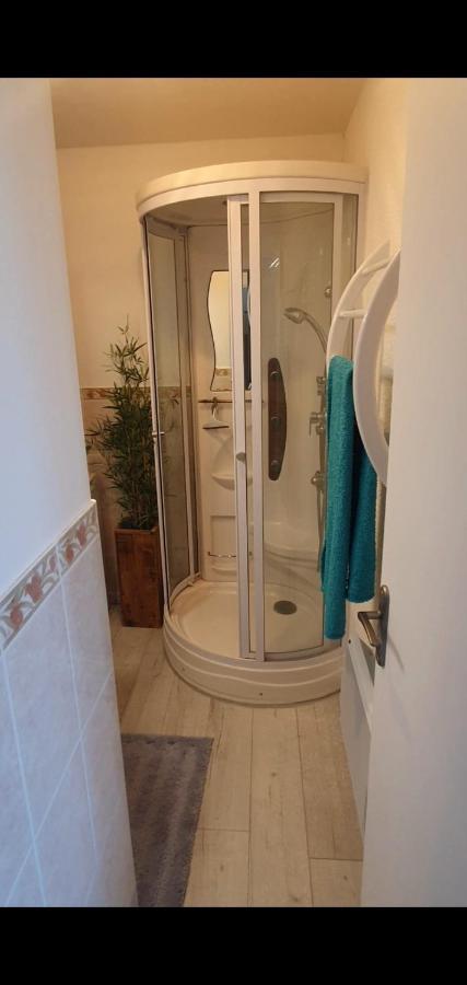 L'Exotique ! Apartment Gréoux-les-Bains Екстериор снимка